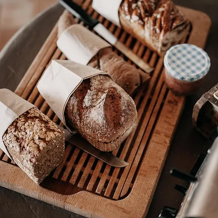 Alpenappartements Cristall 에르발트