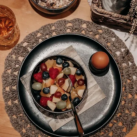 Alpenappartements Cristall 아파트 *