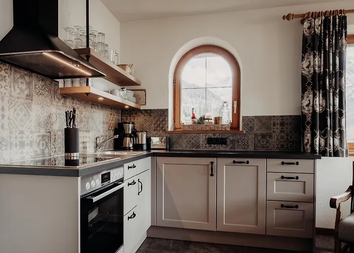 Alpenappartements Cristall * Ehrwald